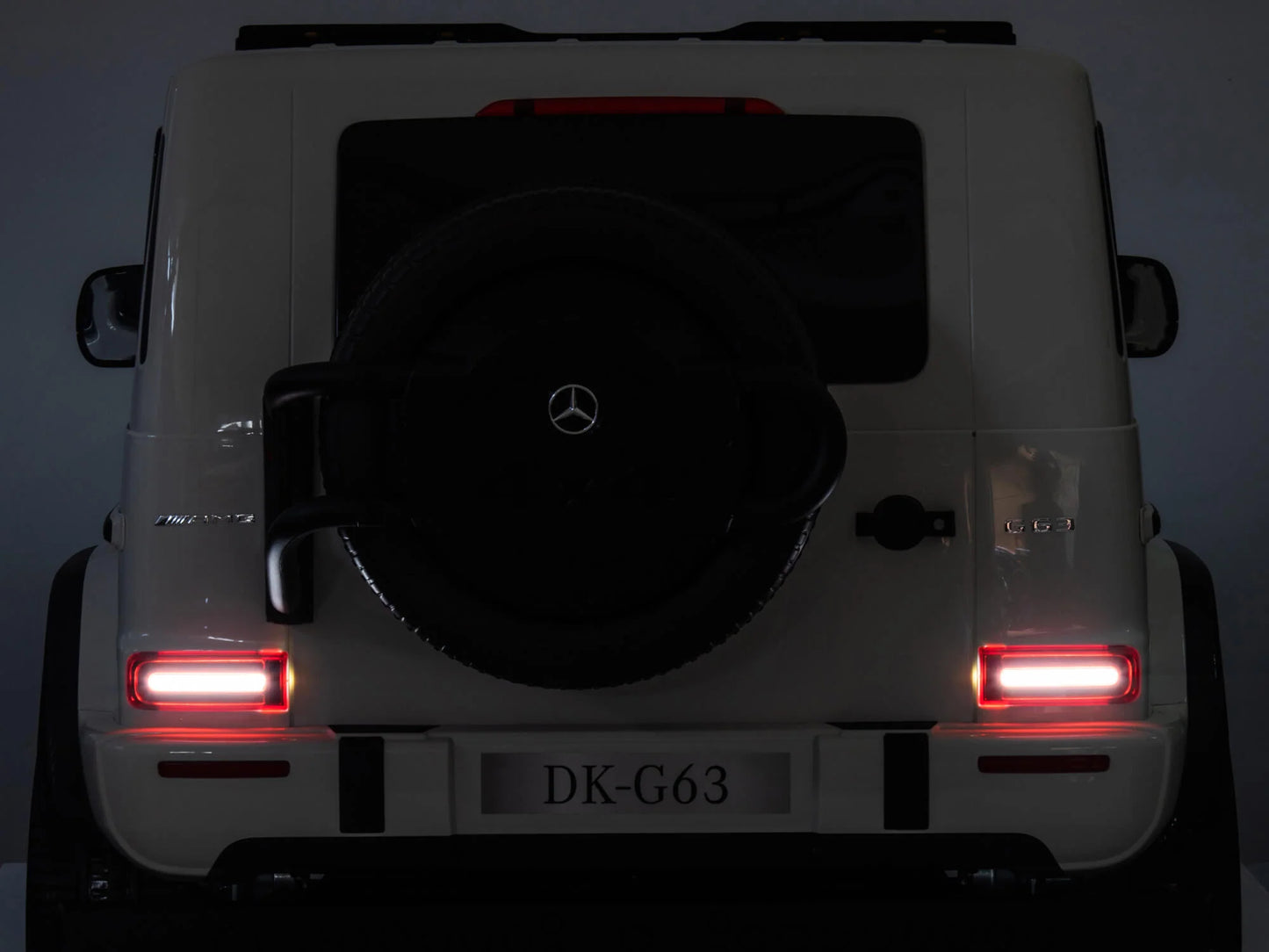 Licensed Mercedes-Benz G63 AMG 24V 2-Seater Kids Electric Car - 4WD Luxury SUV